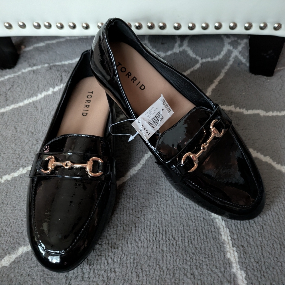 NWT Torrid Patent Loafers with Horse Bit Detail Size 7WW